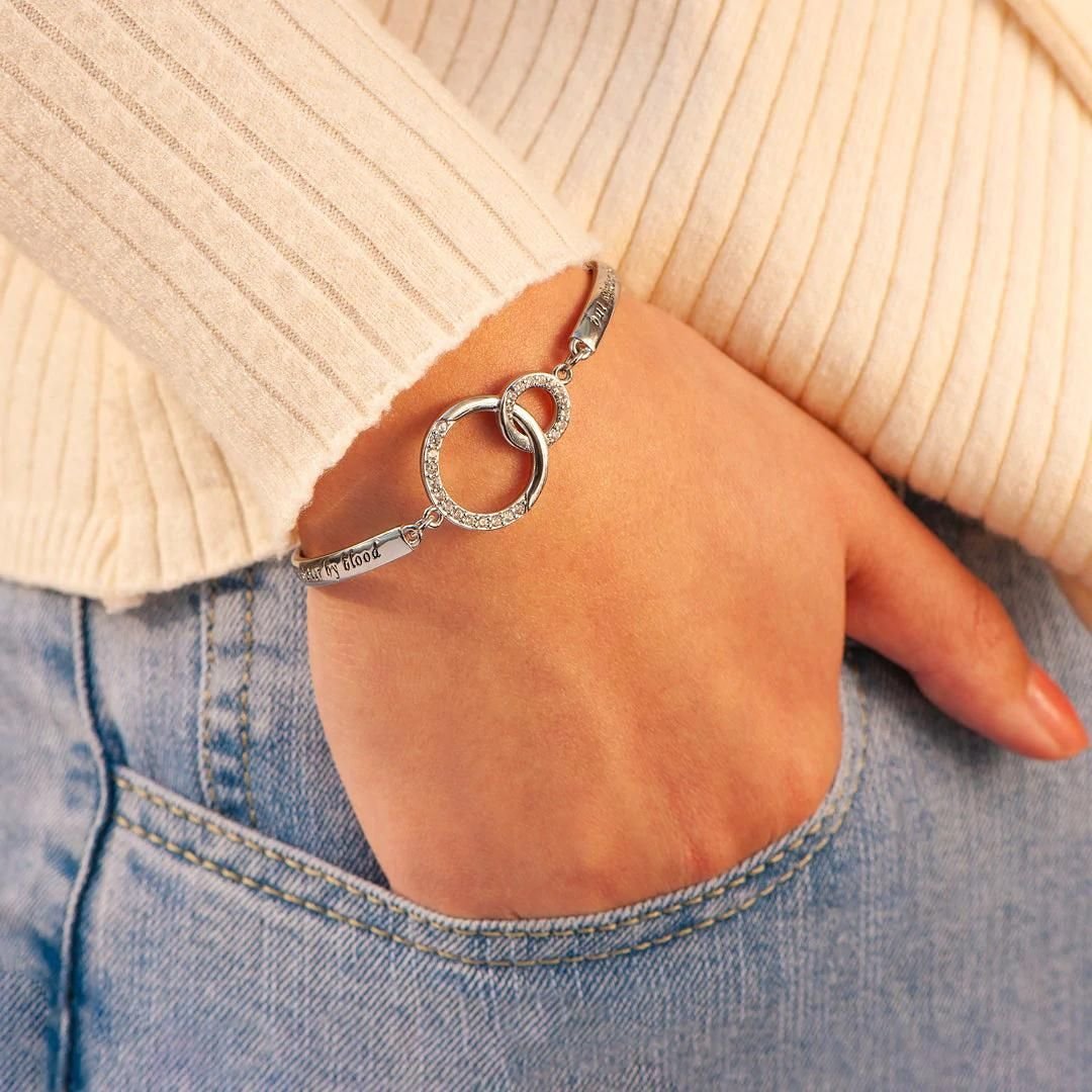TO MY BEST FRIEND 'SISTERS BY HEART' BRACELET
